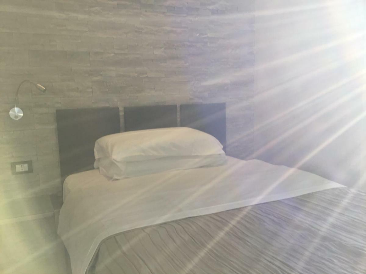 フォッジア A 2 Passi Da Bed & Breakfast エクステリア 写真